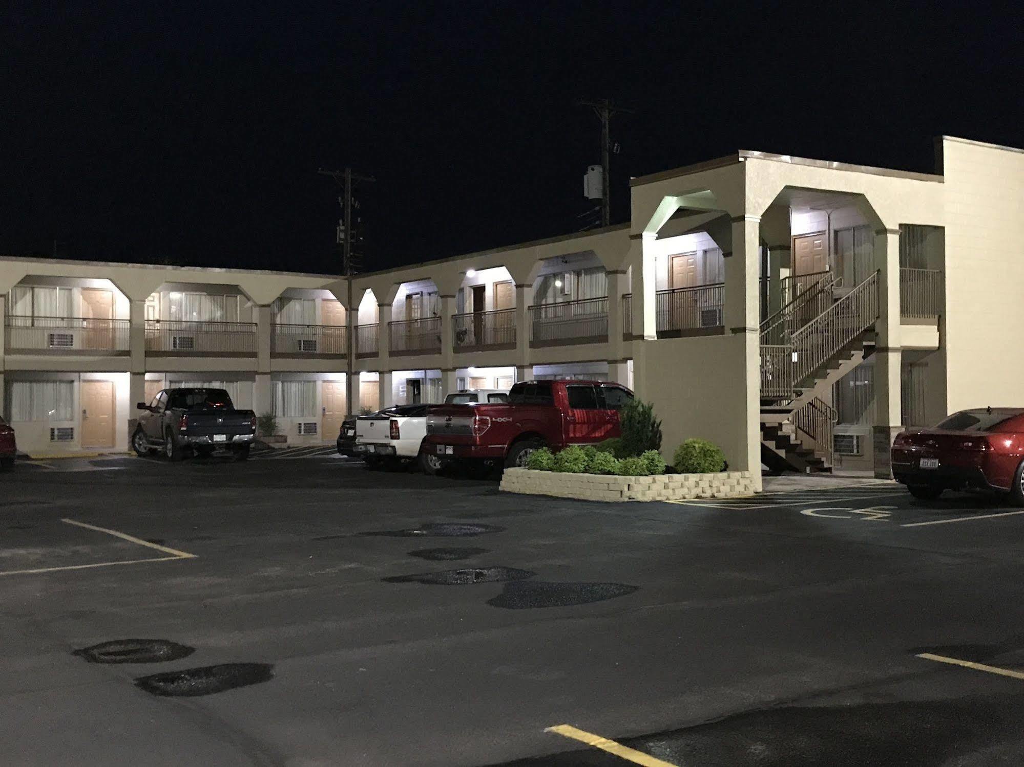 Hutchinson Inn Dış mekan fotoğraf