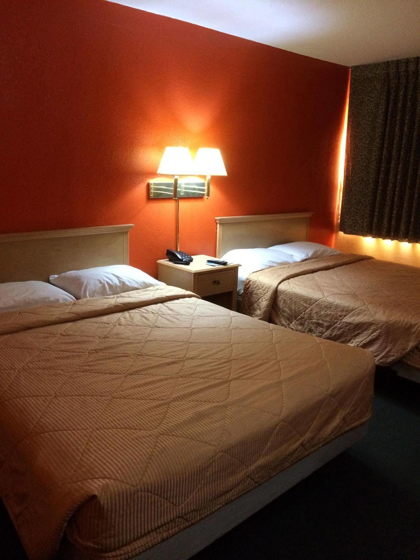 Hutchinson Inn Dış mekan fotoğraf