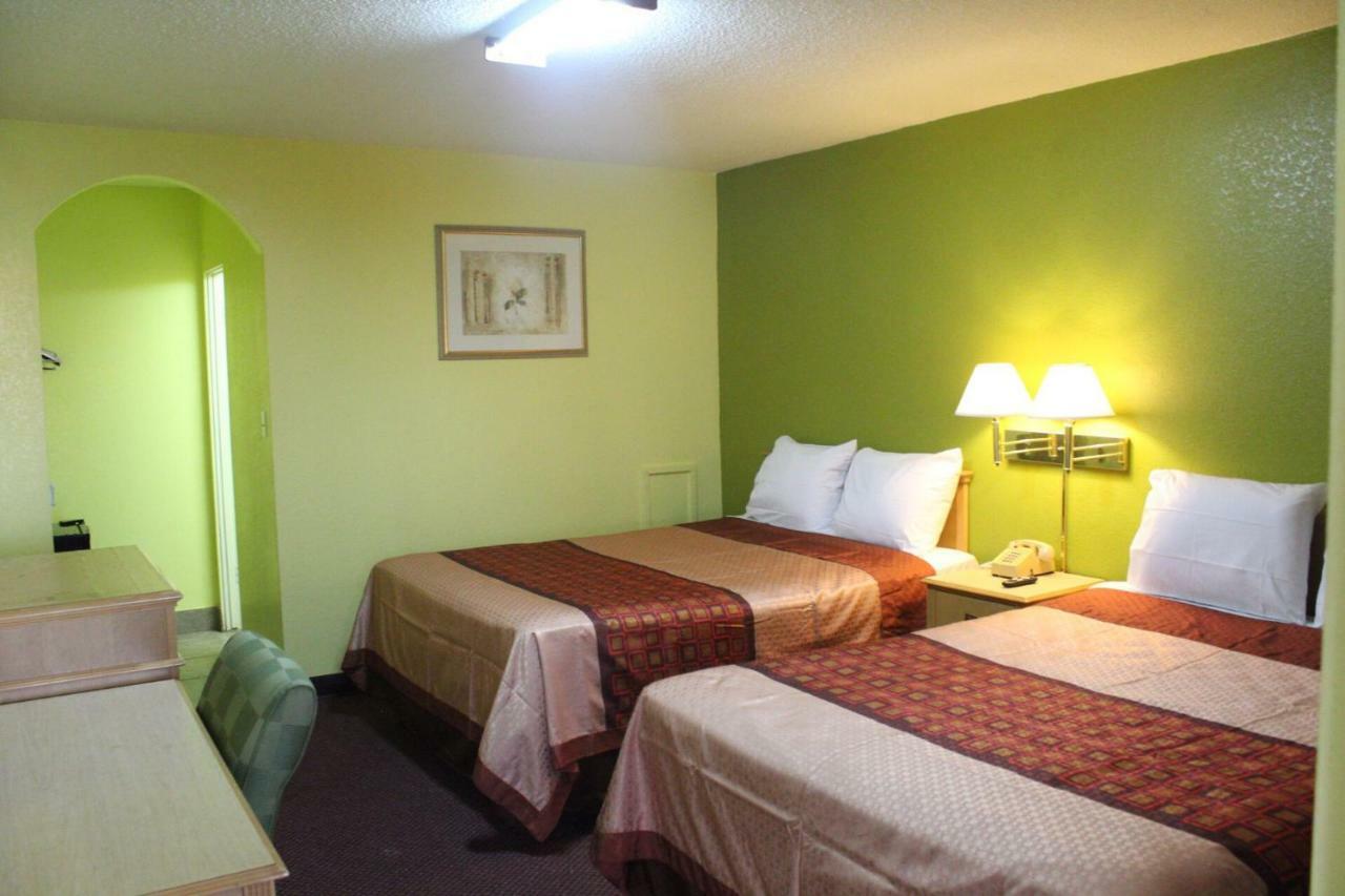 Hutchinson Inn Dış mekan fotoğraf