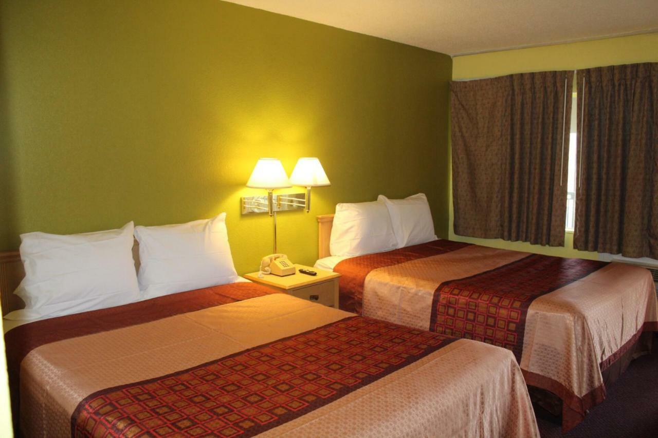 Hutchinson Inn Dış mekan fotoğraf